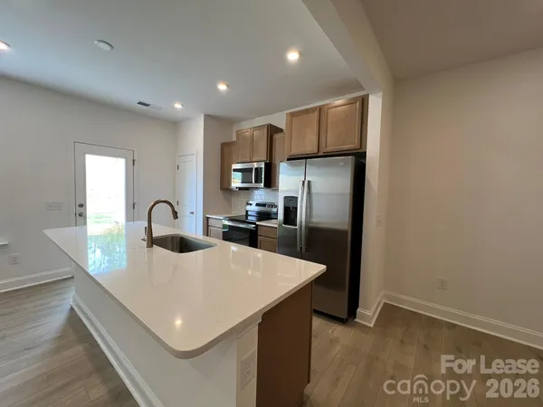 $2,100 | 7708 Ethora Way, Charlotte, NC 28216