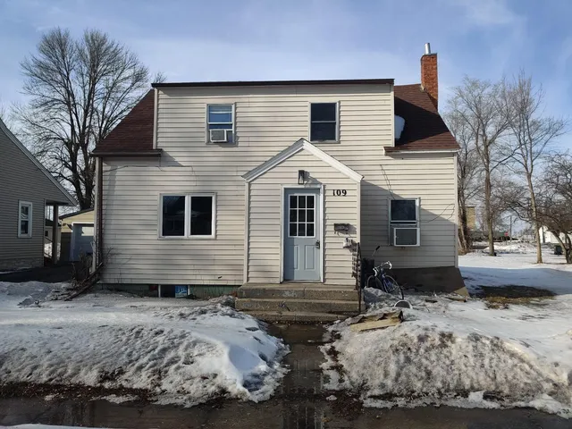 $57,500 | 109 East 9th Street, Morris, MN 56267
