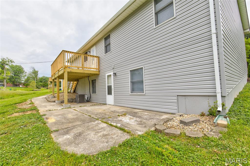 203 Pine Ridge Drive Godfrey, IL 62035 - Photo 25 of 26 Gallery Image 25
