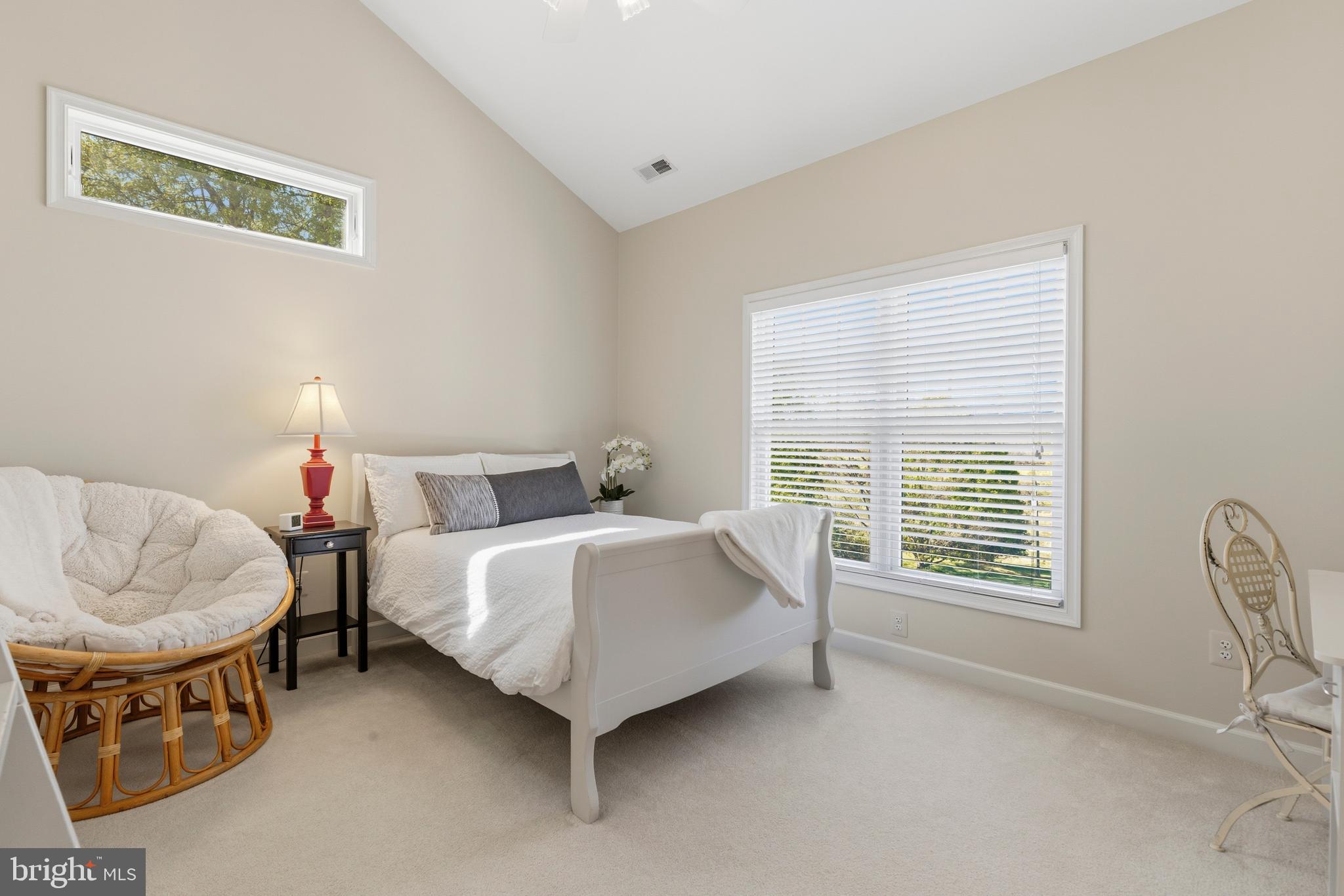 16527 Hampton Road Hamilton, VA 20158 - Photo 37 of 56 Secondary Bedroom #3 with En Suite Bathroom