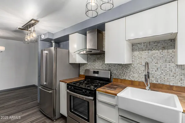 $149,950 | 2941 North 19th Avenue, Unit 95, Phoenix, AZ 85015