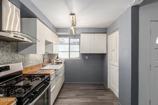 $149,950 | 2941 North 19th Avenue, Unit 95, Phoenix, AZ 85015