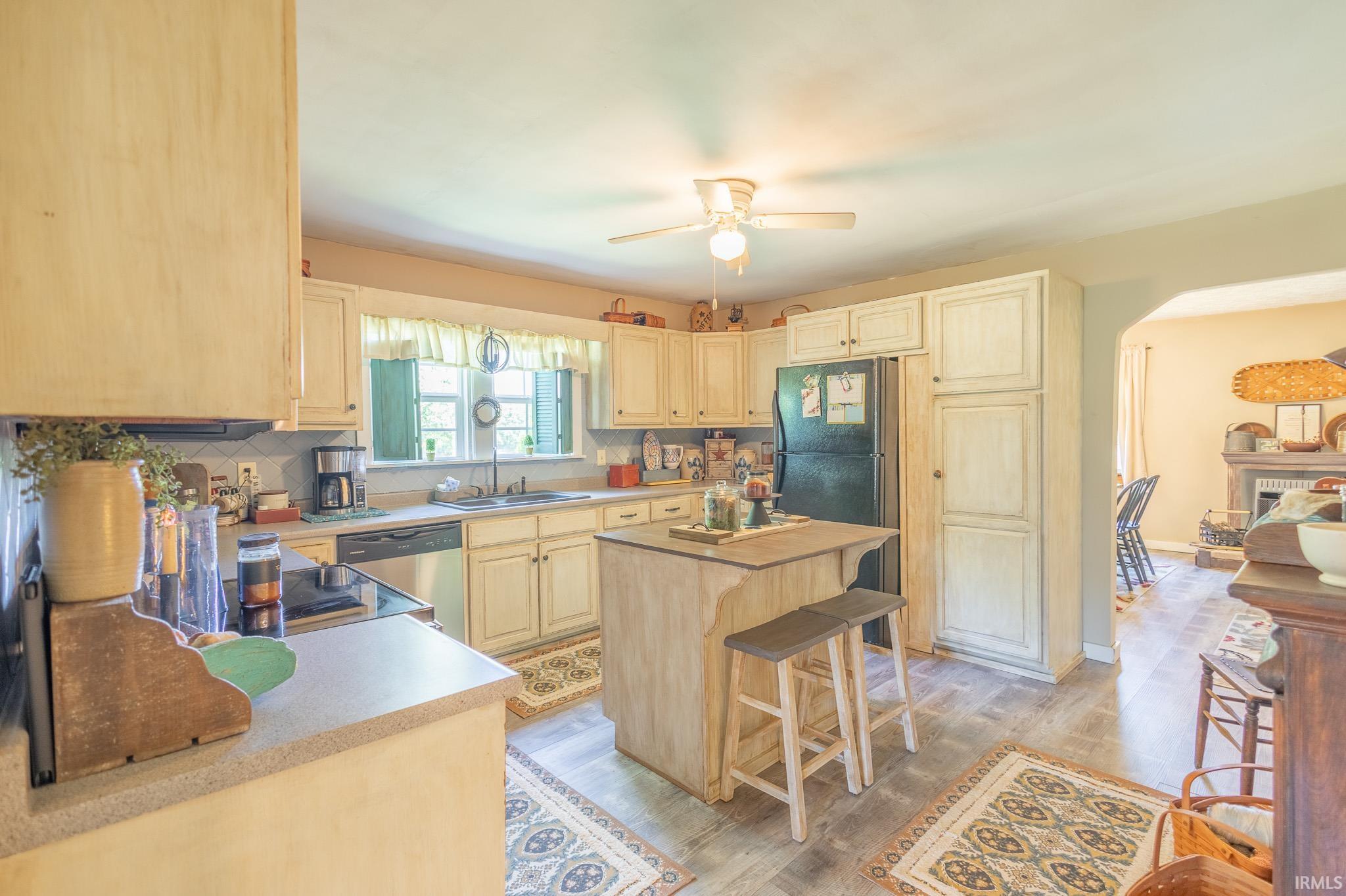 650 Woodville Road Mitchell, IN 47446 - Photo 9 of 35 Gallery Image 9