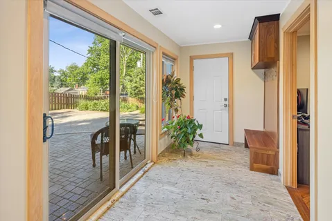 $599,900 | 7730 Brookhaven Avenue, Darien, IL 60561