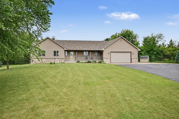 $535,000 | 519 Edie Court, Hudson, WI 54016