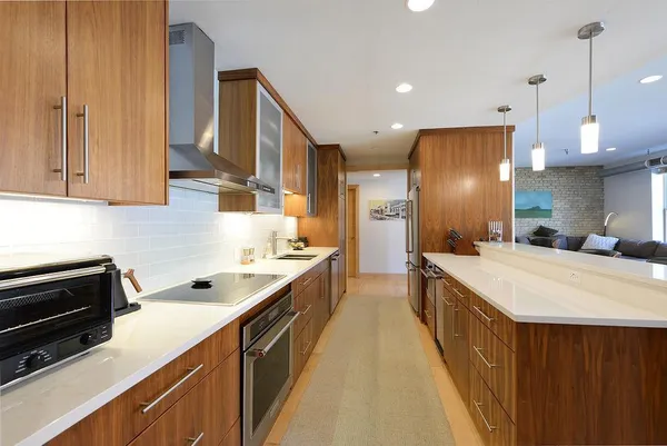 $550,000 | 319 Broadway North, Unit 202, Fargo, ND 58102