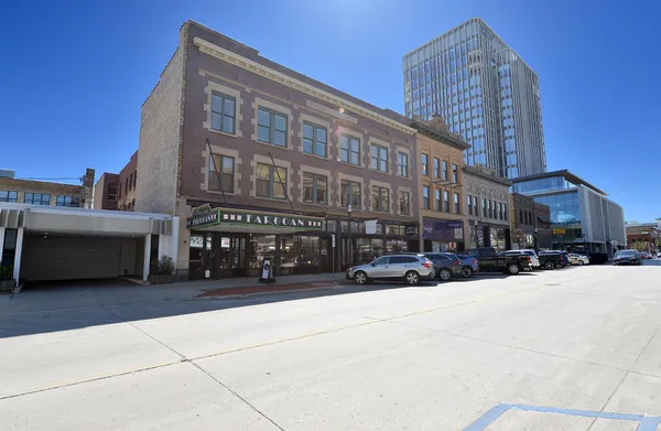 $550,000 | 319 Broadway North, Unit 202, Fargo, ND 58102