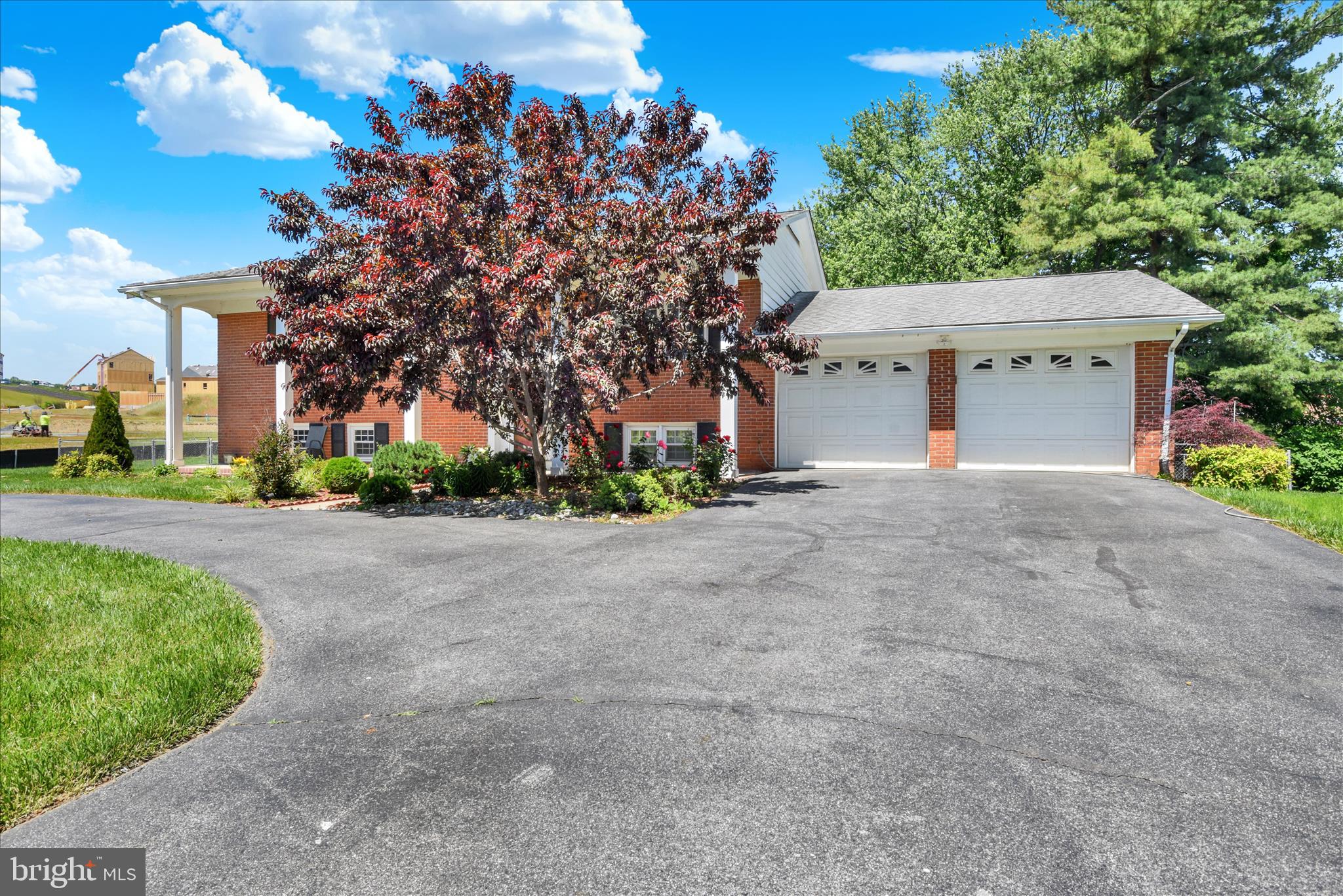 6742 Mt Phillip Road Frederick, MD 21703 - Photo 4 of 27