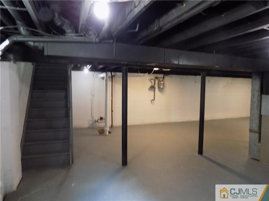 152 Orange Street Edison, NJ 08817 - Photo 20 of 23 a view of water heater room