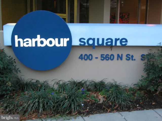 $534,900 | 510 N Street Southwest, Unit N233/234, Washington, DC 20024