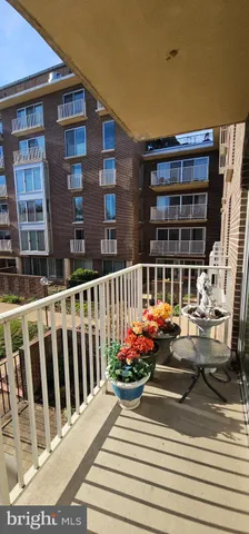 $534,900 | 510 N Street Southwest, Unit N233/234, Washington, DC 20024