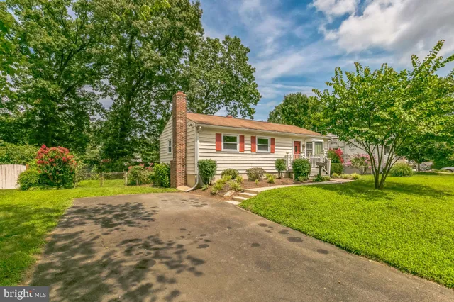 $455,000 | 15017 Alaska Road, Woodbridge, VA 22191