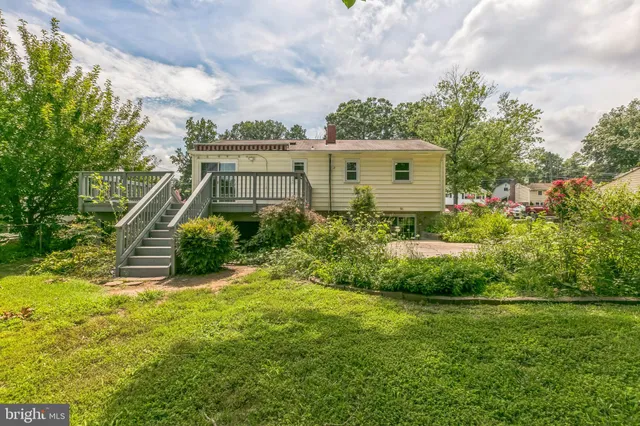 $455,000 | 15017 Alaska Road, Woodbridge, VA 22191