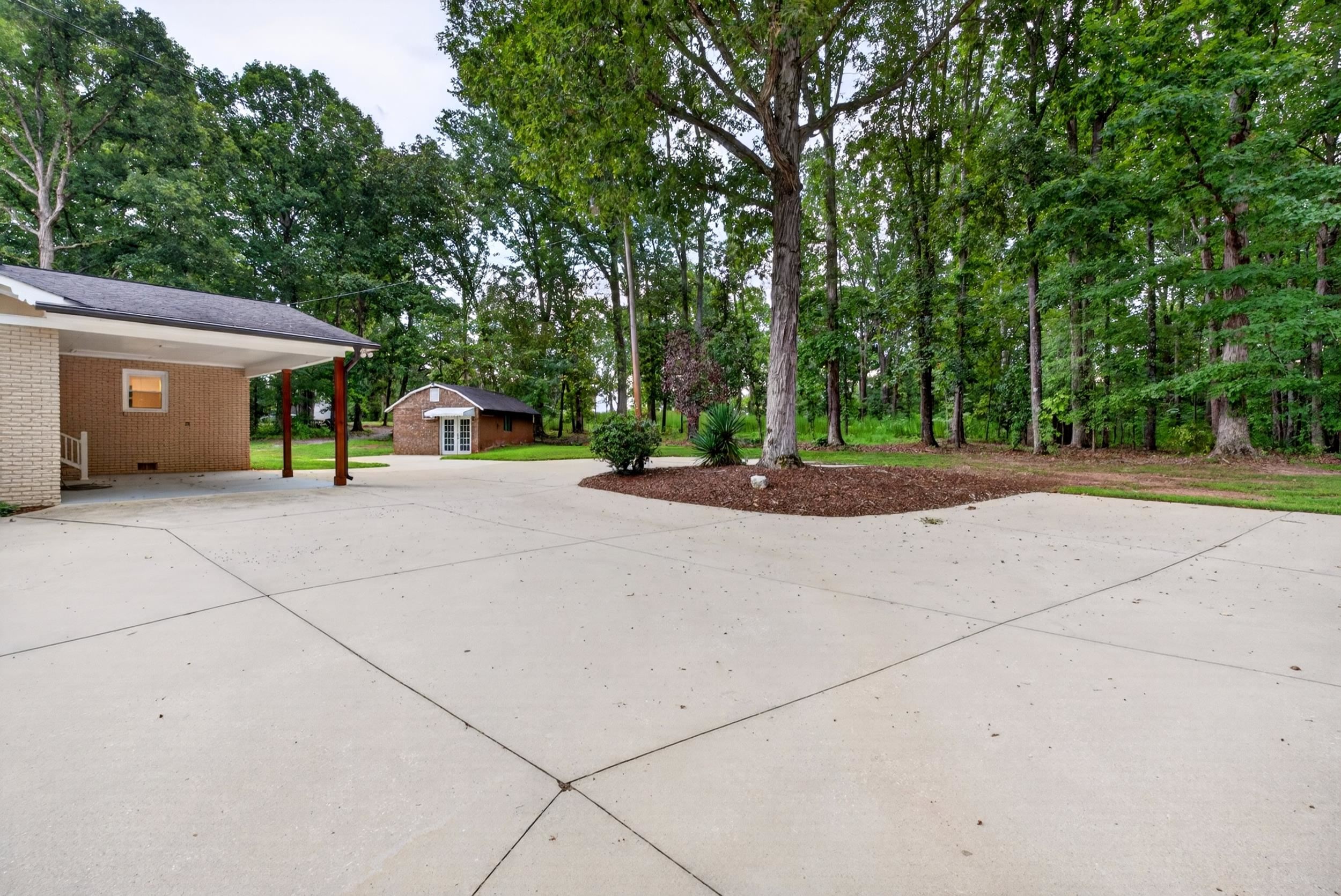 149 Cook Road Roebuck, SC 29376 - Photo 37 of 50 Gallery Image 37