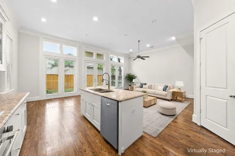 $599,000 | 5621 Cohn Meadow Lane, Houston, TX 77007