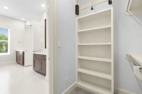 $599,000 | 5621 Cohn Meadow Lane, Houston, TX 77007