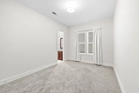 $599,000 | 5621 Cohn Meadow Lane, Houston, TX 77007