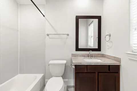 $599,000 | 5621 Cohn Meadow Lane, Houston, TX 77007