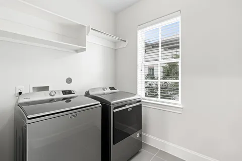 $599,000 | 5621 Cohn Meadow Lane, Houston, TX 77007