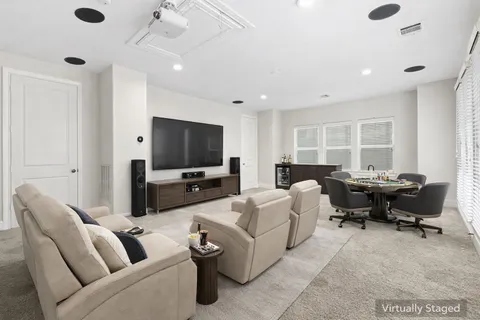 $599,000 | 5621 Cohn Meadow Lane, Houston, TX 77007