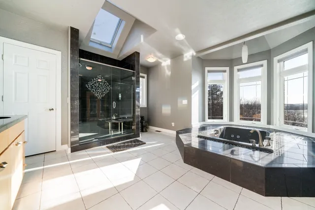 $1,450,000 | 4092 West Pond Road, Leaf River, IL 61047