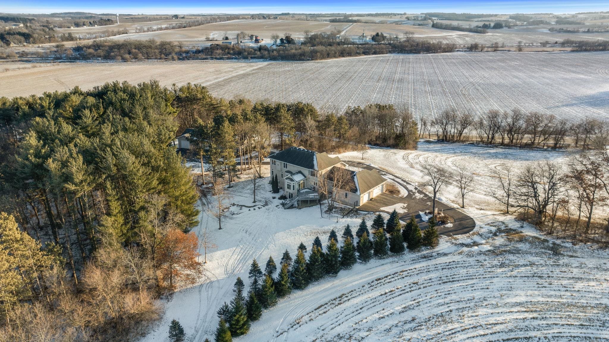 4092 West Pond Road Leaf River, IL 61047 - Photo 62 of 71 a view of lake and mountain