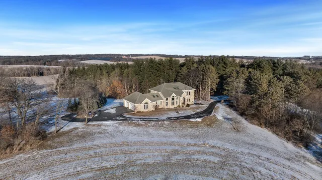 $1,450,000 | 4092 West Pond Road, Leaf River, IL 61047