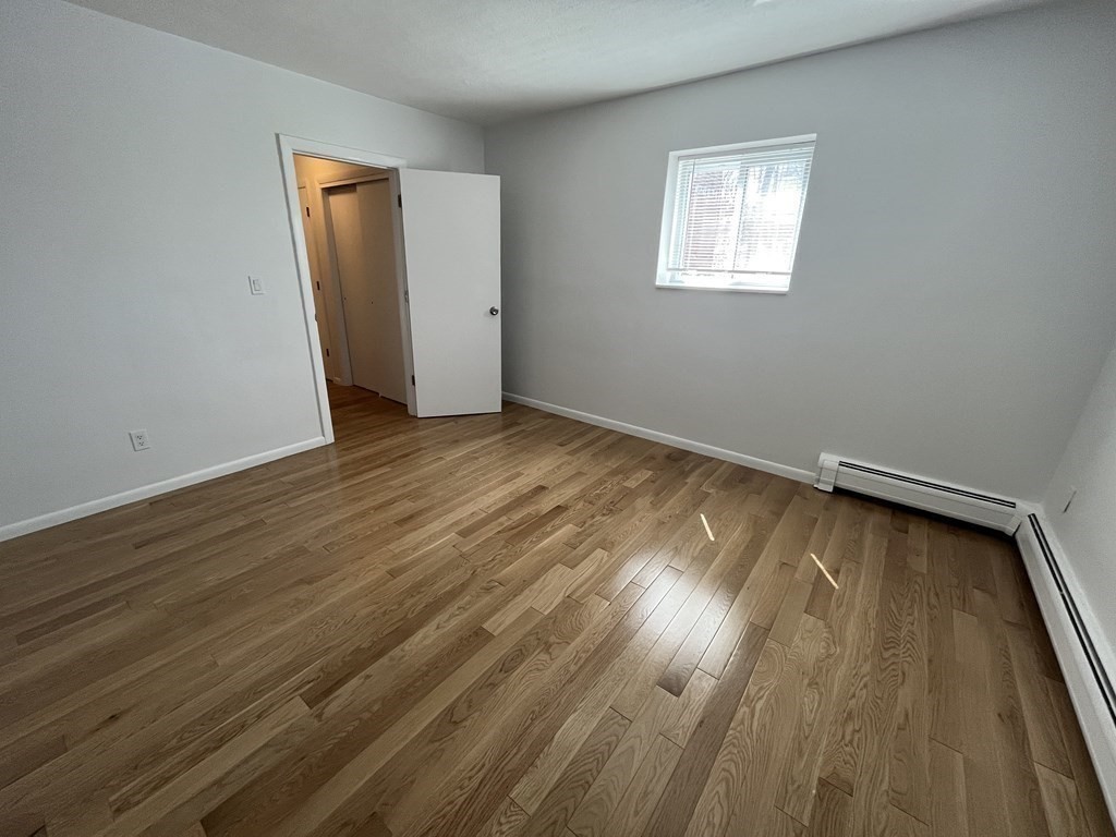 33 Westgate Road, Unit 4 Chestnut Hill, MA 02467 - Photo 10 of 16 Gallery Image 10