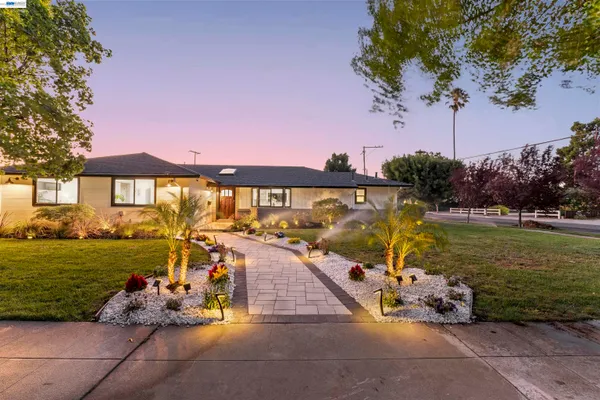$3,298,000 | 1131 Ruth Drive, San Jose, CA 95125