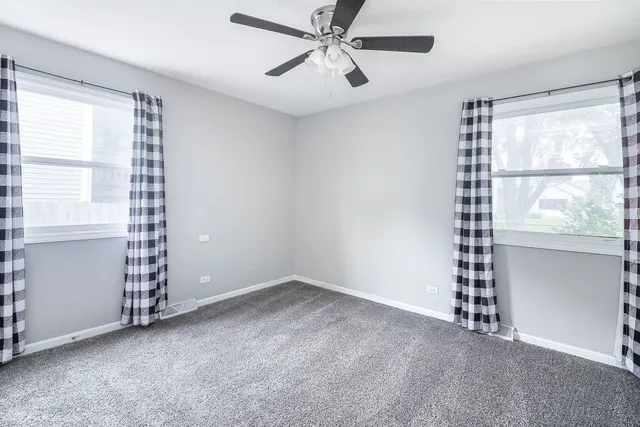 $374,000 | 609 North Lyle Avenue, Elgin, IL 60123