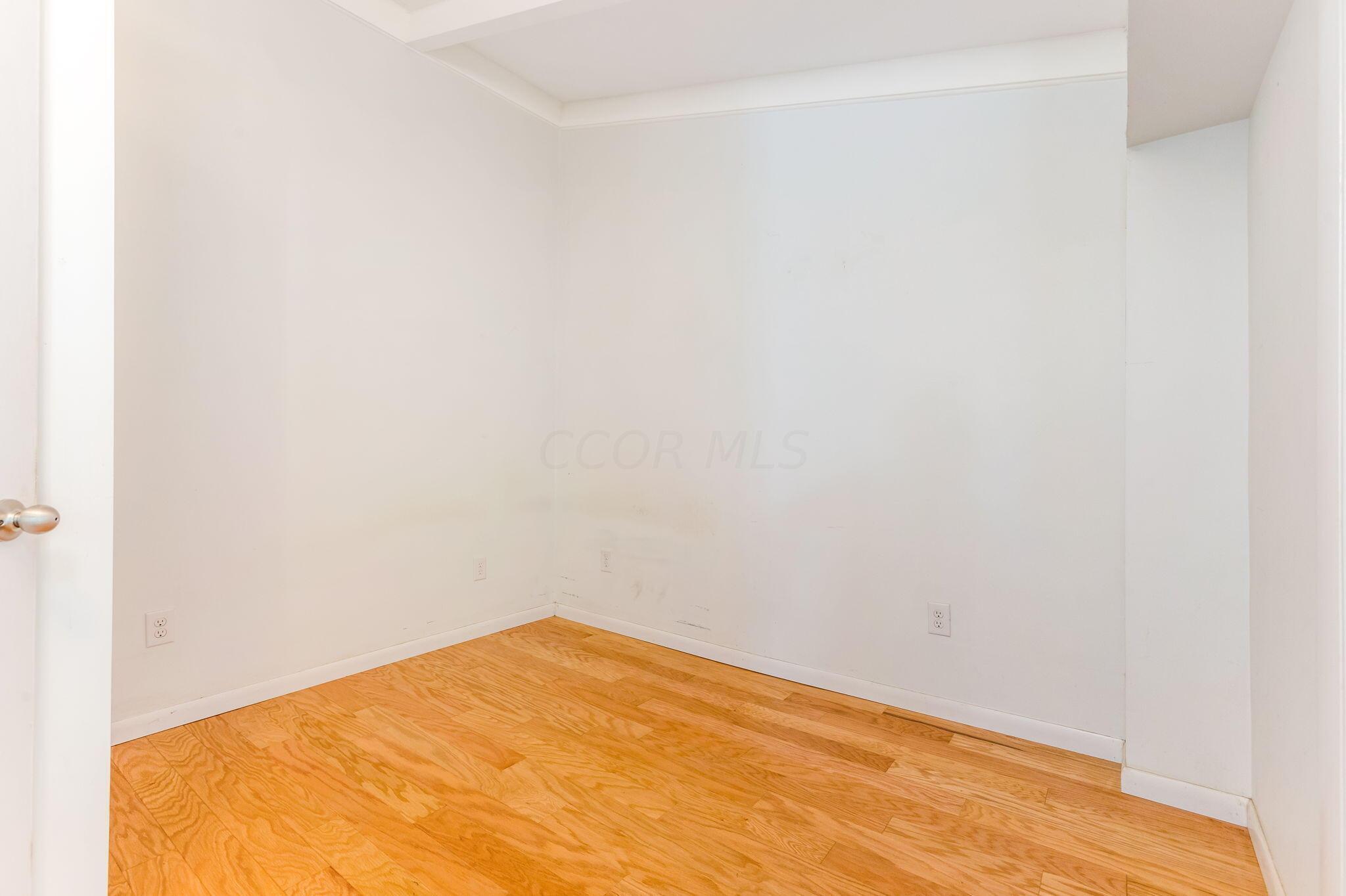 3231 Fishinger Road Columbus, OH 43221 - Photo 26 of 53 3rd bedroom