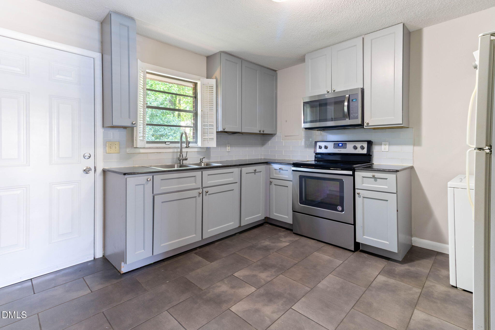 850 Athens Drive Raleigh, NC 27606 - Photo 26 of 32