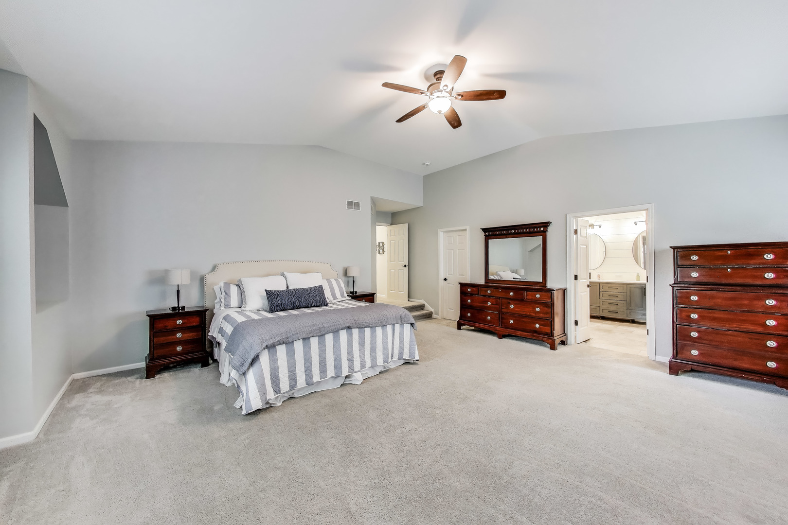 404 Bluegrass Lane Geneva, IL 60134 - Photo 22 of 44