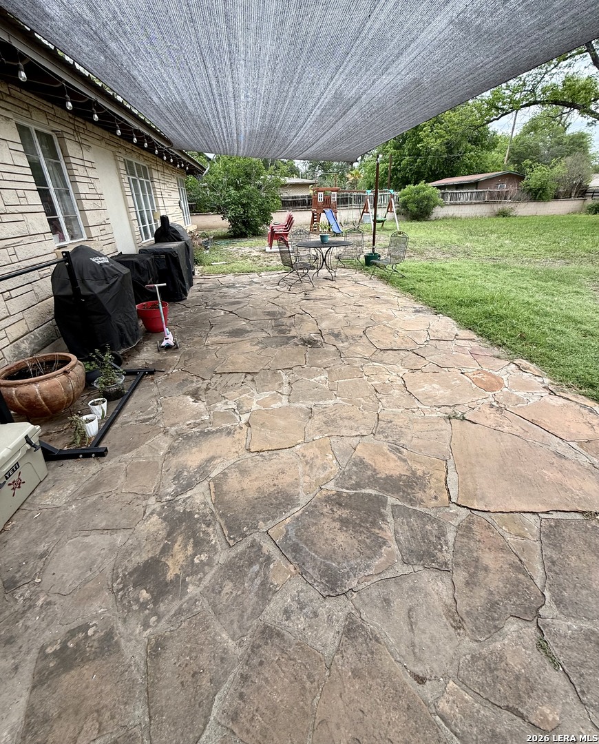 803 Cherry Street Uvalde, TX 78801 - Photo 14 of 17