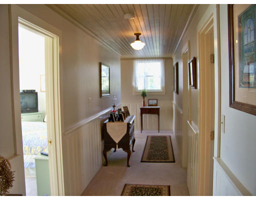 19 Bayberry Road Wareham, MA 02571 - Photo 13 of 20 Gallery Image 13