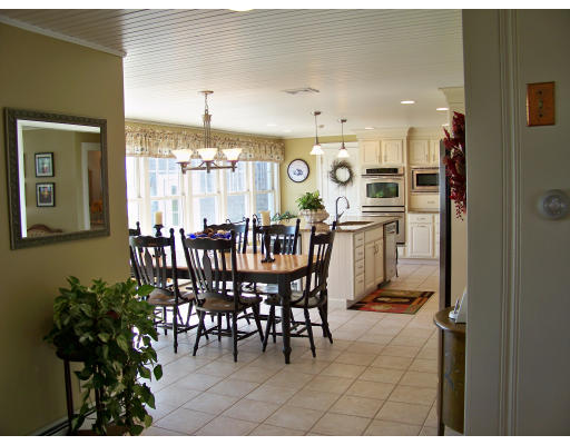 19 Bayberry Road Wareham, MA 02571 - Photo 10 of 20 Gallery Image 10