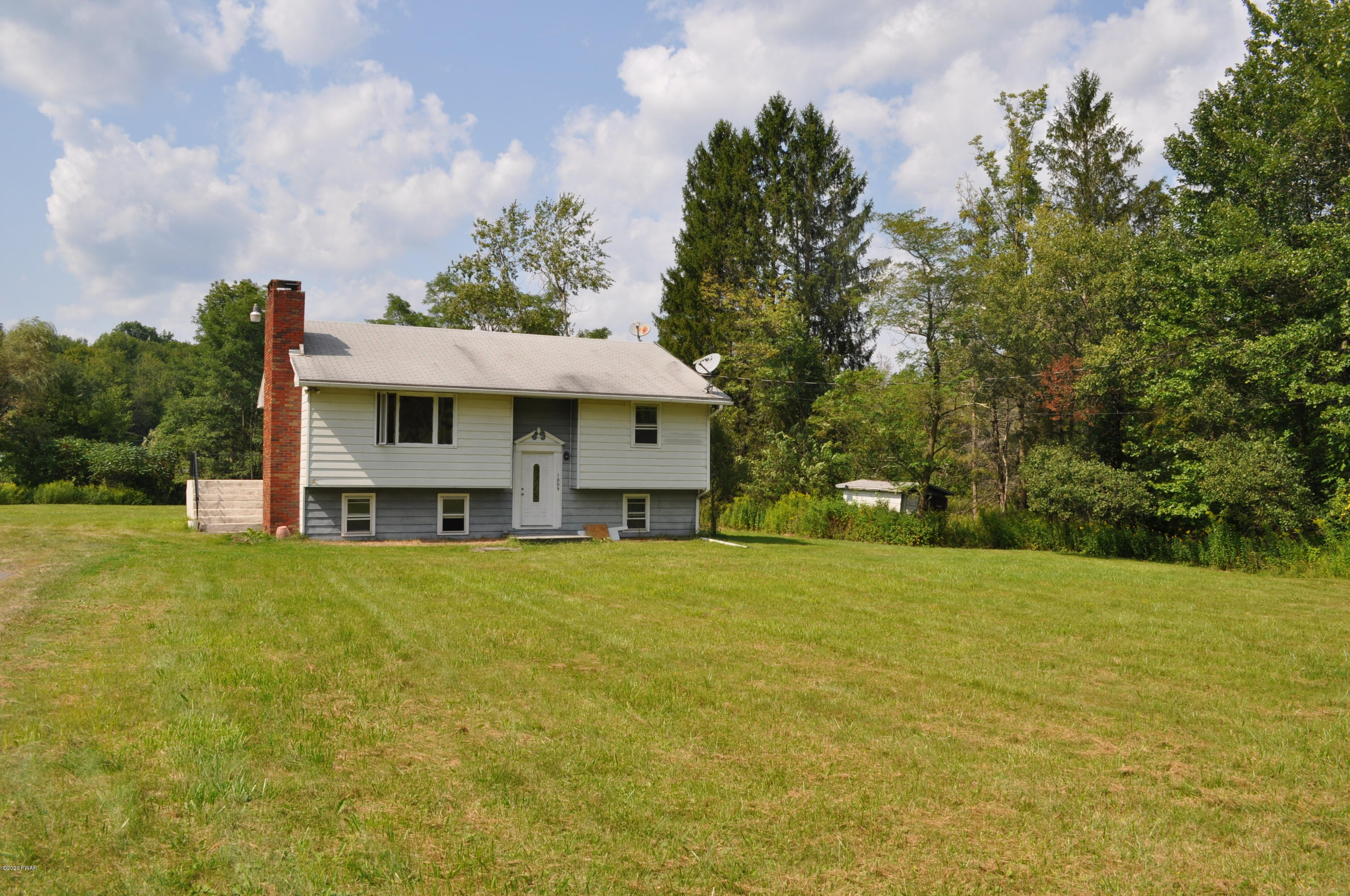 1009 Advent Road Lake Ariel, PA 18436 - Photo 2 of 29