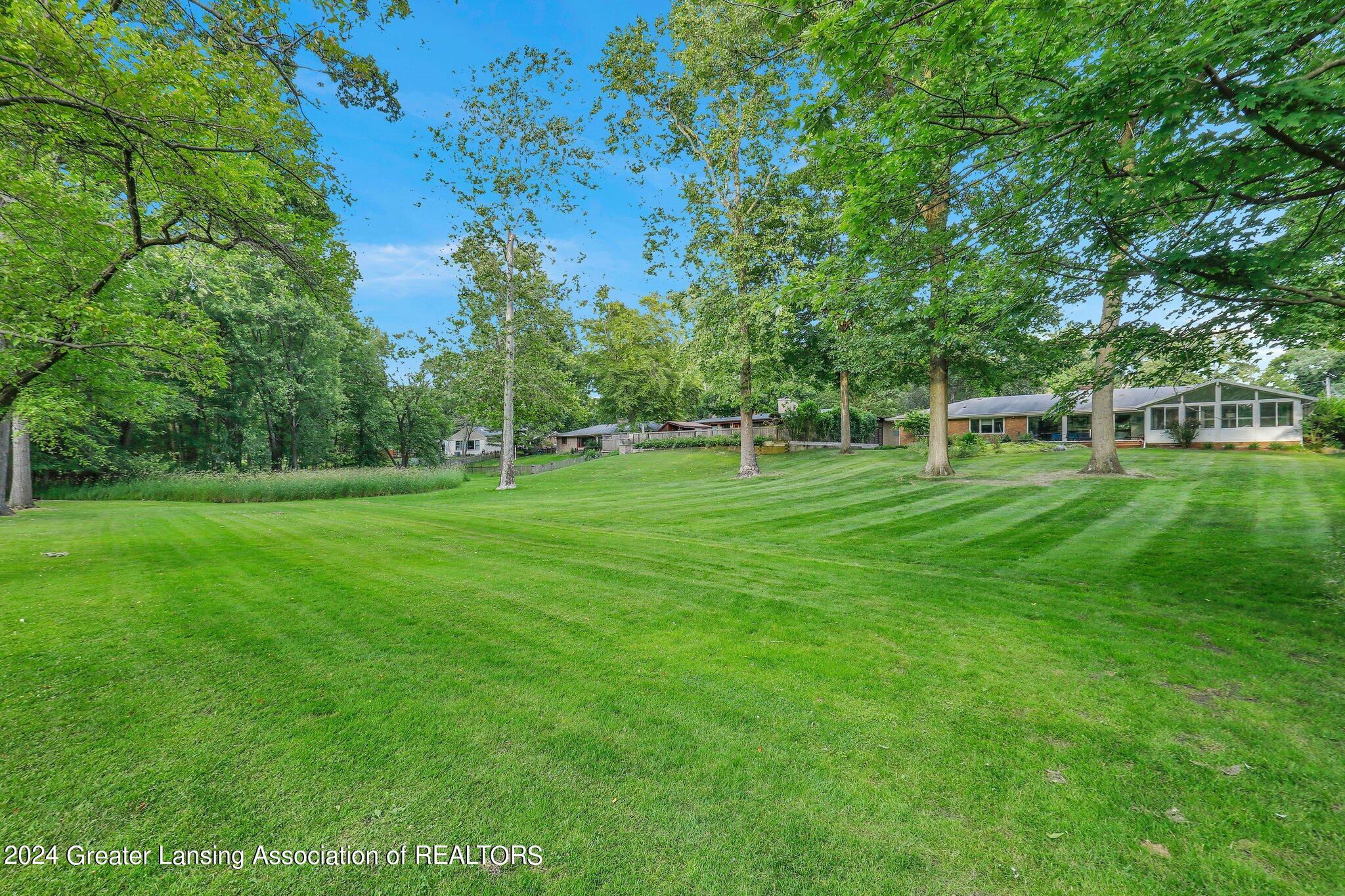 4751 Woodcraft Road Okemos, MI 48864 - Photo 6 of 34 8-web-or-mls-Open Ended Media-8