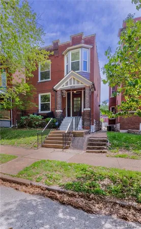 $359,900 | 3832 Connecticut Street, St. Louis, MO 63116