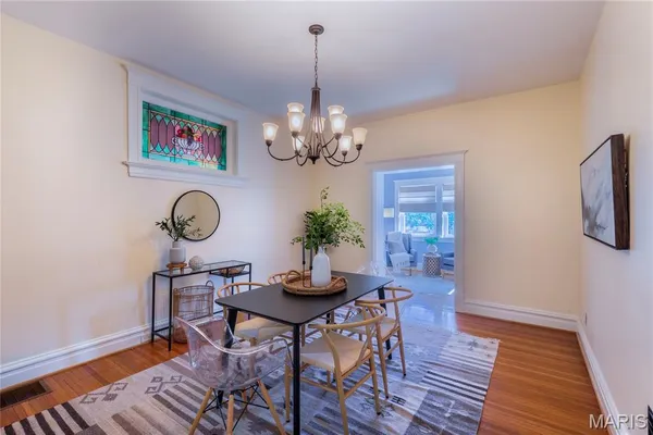 $359,900 | 3832 Connecticut Street, St. Louis, MO 63116
