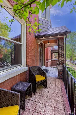 $359,900 | 3832 Connecticut Street, St. Louis, MO 63116