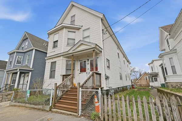 $599,000 | 18-20 Phillips Street, Lowell, MA 01854