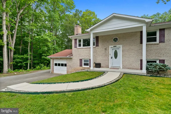 $575,000 | 13712 South Springfield Road, Brandywine, MD 20613