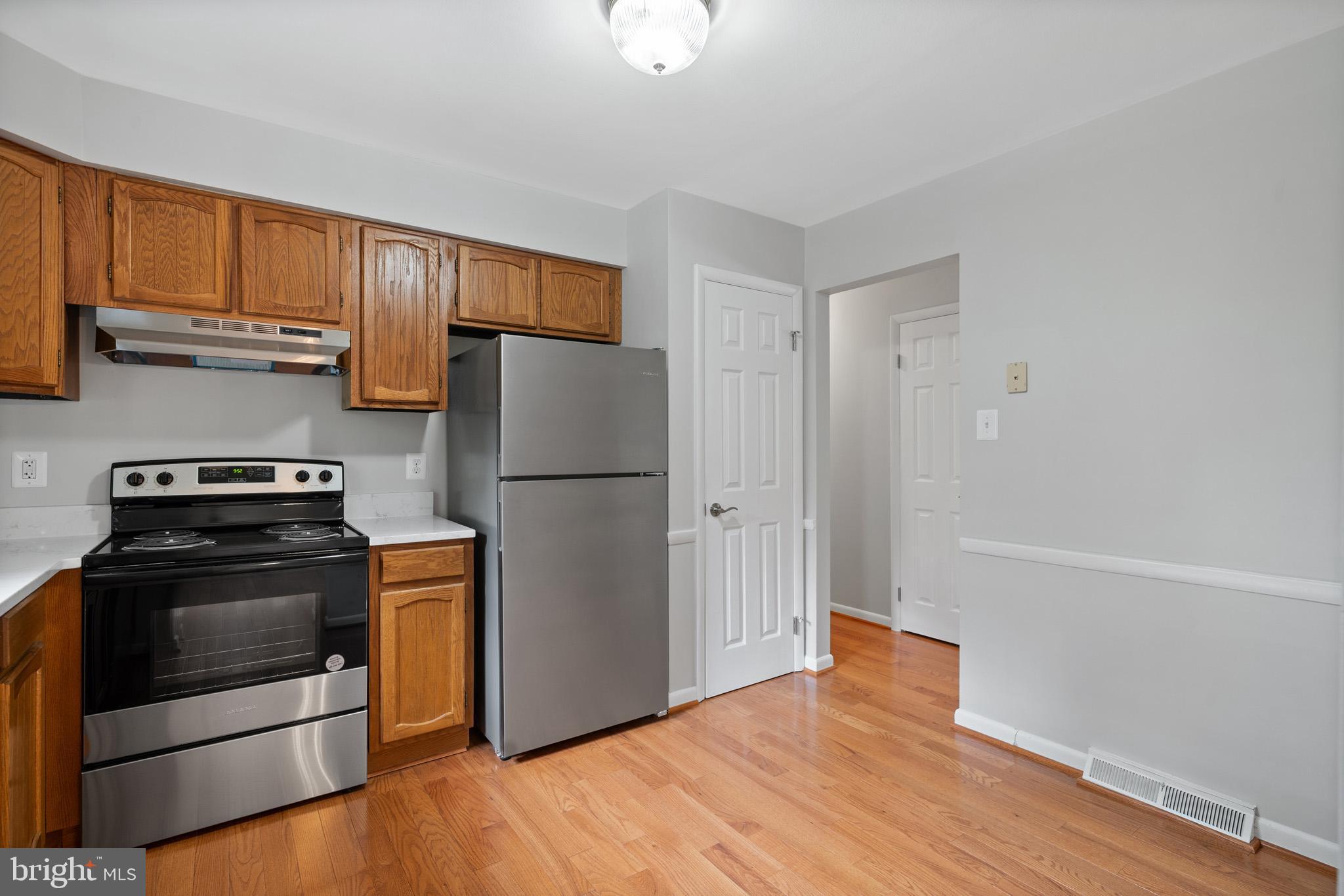 13712 South Springfield Road Brandywine, MD 20613 - Photo 8 of 44