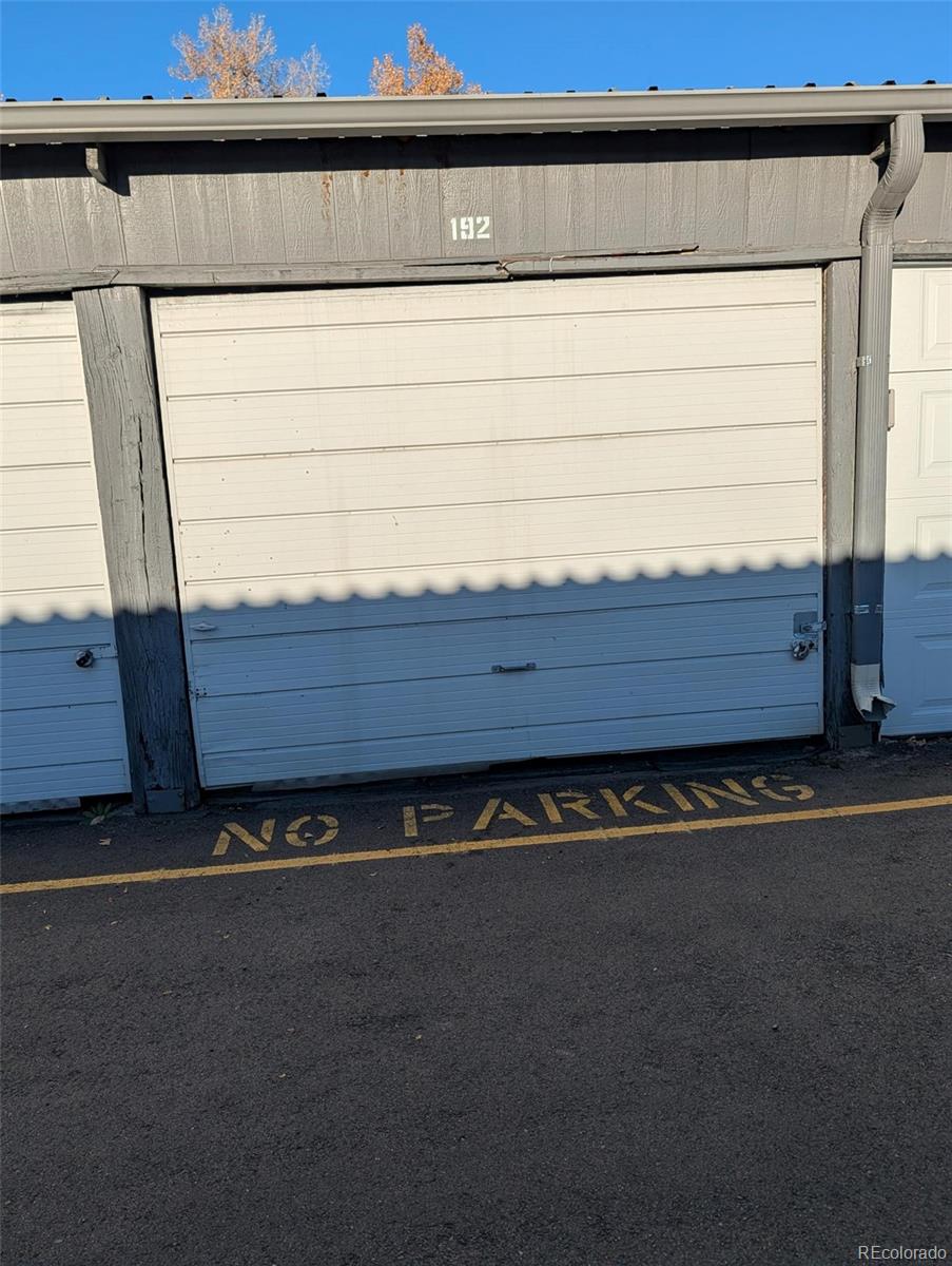 140 East Highline Circle, Unit 105 Centennial, CO 80122 - Photo 23 of 29 a view of the door of a house