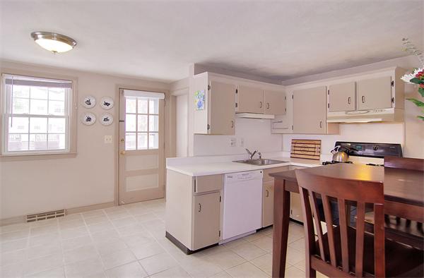 28 Leominster Road, Unit 28 Dedham, MA 02026 - Photo 11 of 26 Gallery Image 11