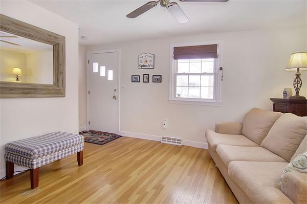 28 Leominster Road, Unit 28 Dedham, MA 02026 - Photo 6 of 26 Gallery Image 6