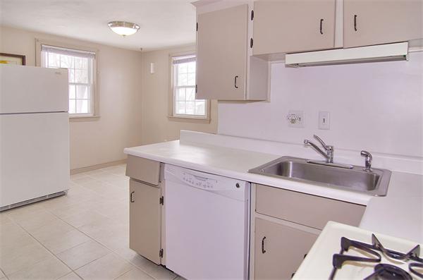 28 Leominster Road, Unit 28 Dedham, MA 02026 - Photo 10 of 26 Gallery Image 10
