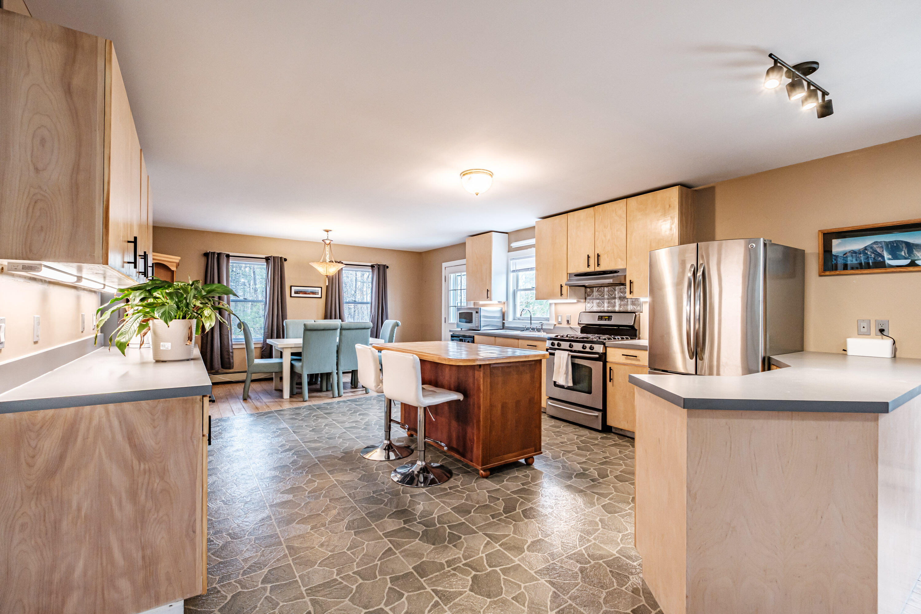 263 King Hill Road Paris, ME 04281 - Photo 10 of 53