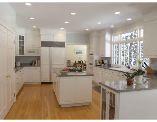 786 Bateman's Ridge Concord, MA 01742 - Photo 9 of 13 Gallery Image 9